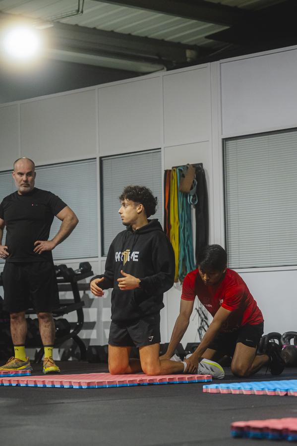 Kettlebells & Clubbells